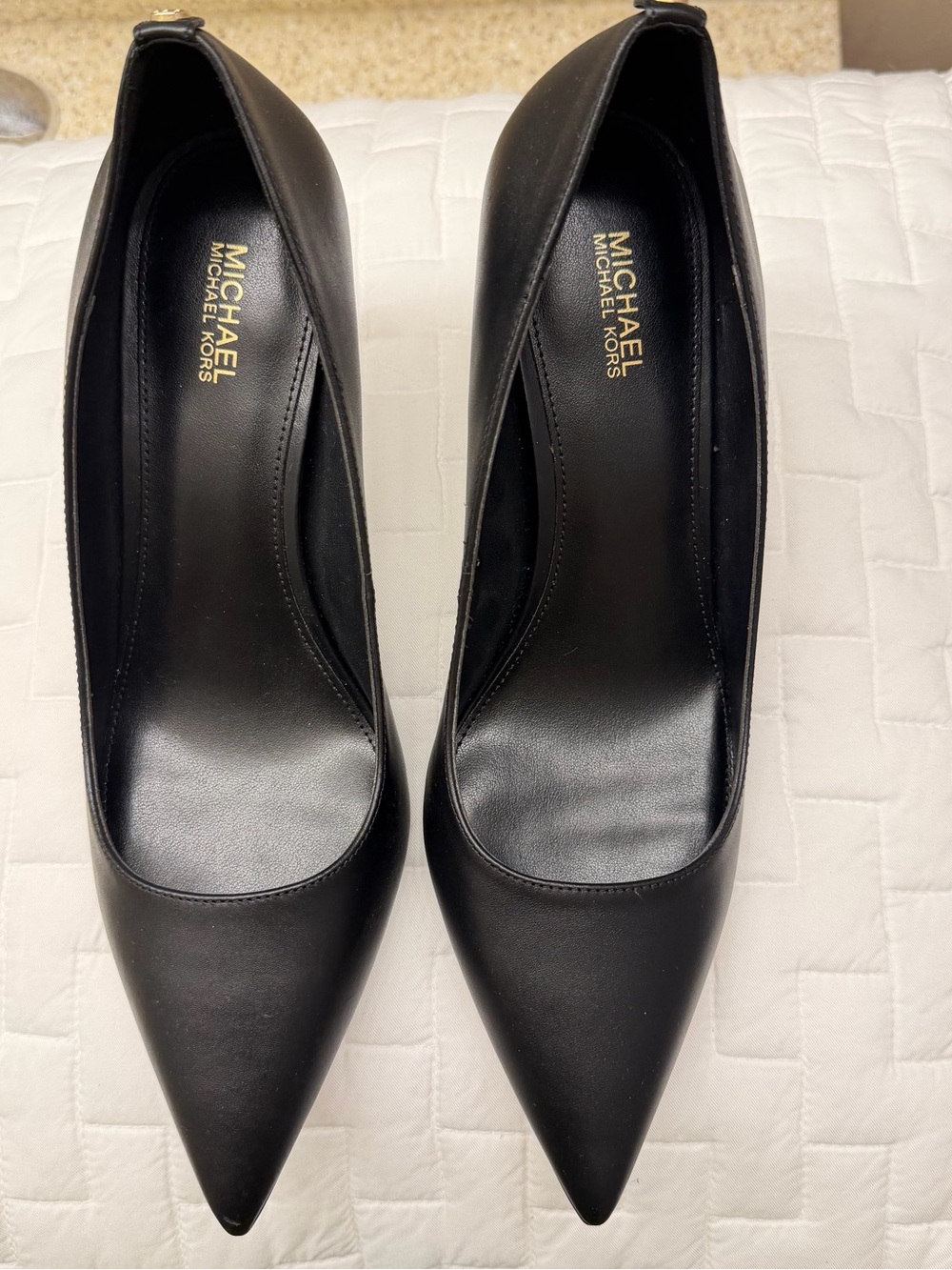Michael Kors Black Pointed Leather Pumps